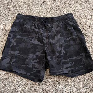 Tuff Athletics Size XL Womens Gray Camo Drawstring Activewear Shorts